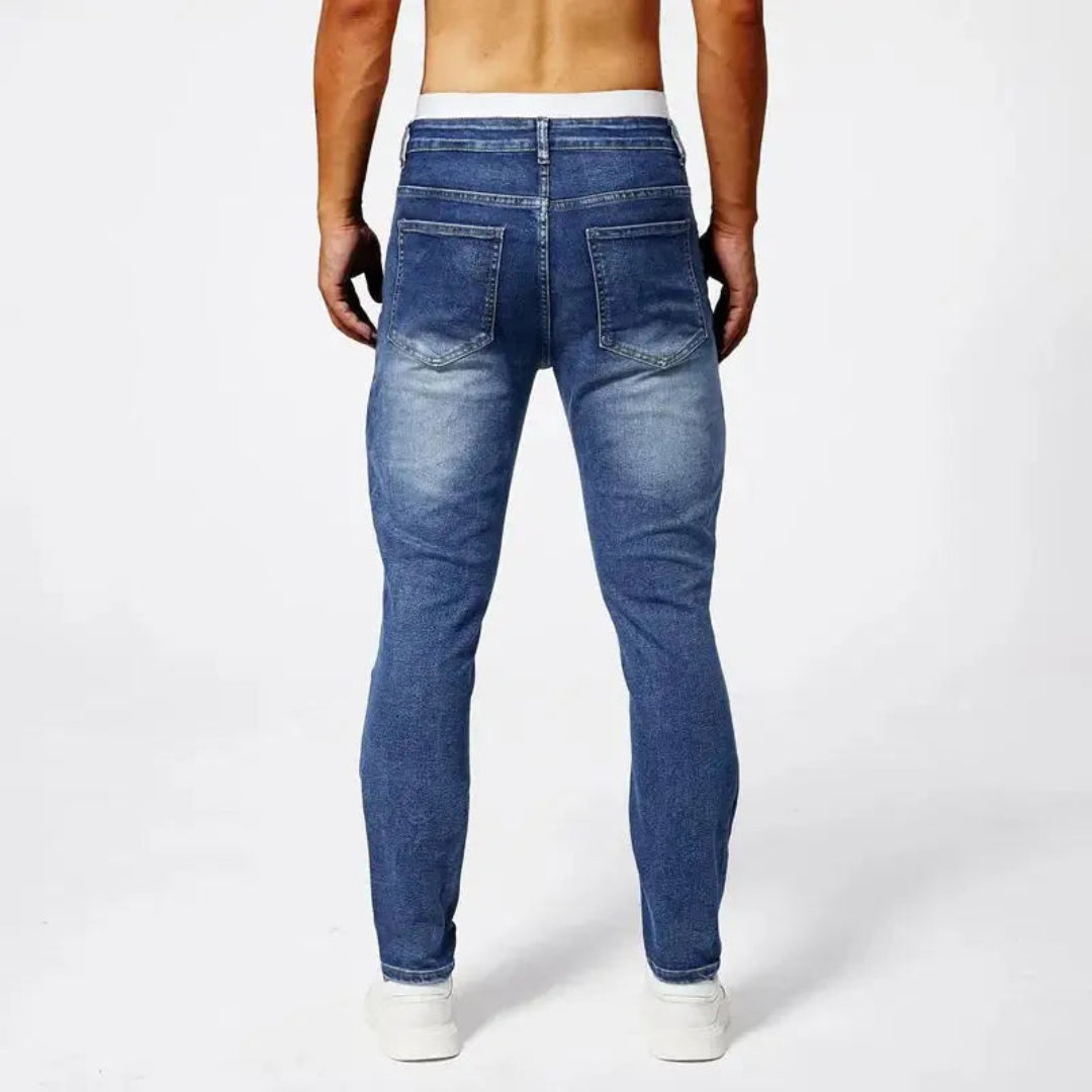 Drune | Fit Moto Jeans aus Premium Stretch-Denim mit Panel-Nähten