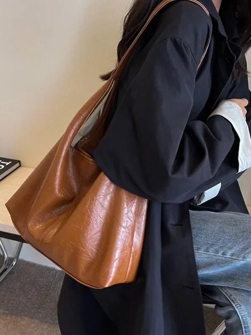 Drune | Bequeme Damen Schultertasche mit Reißverschluss
