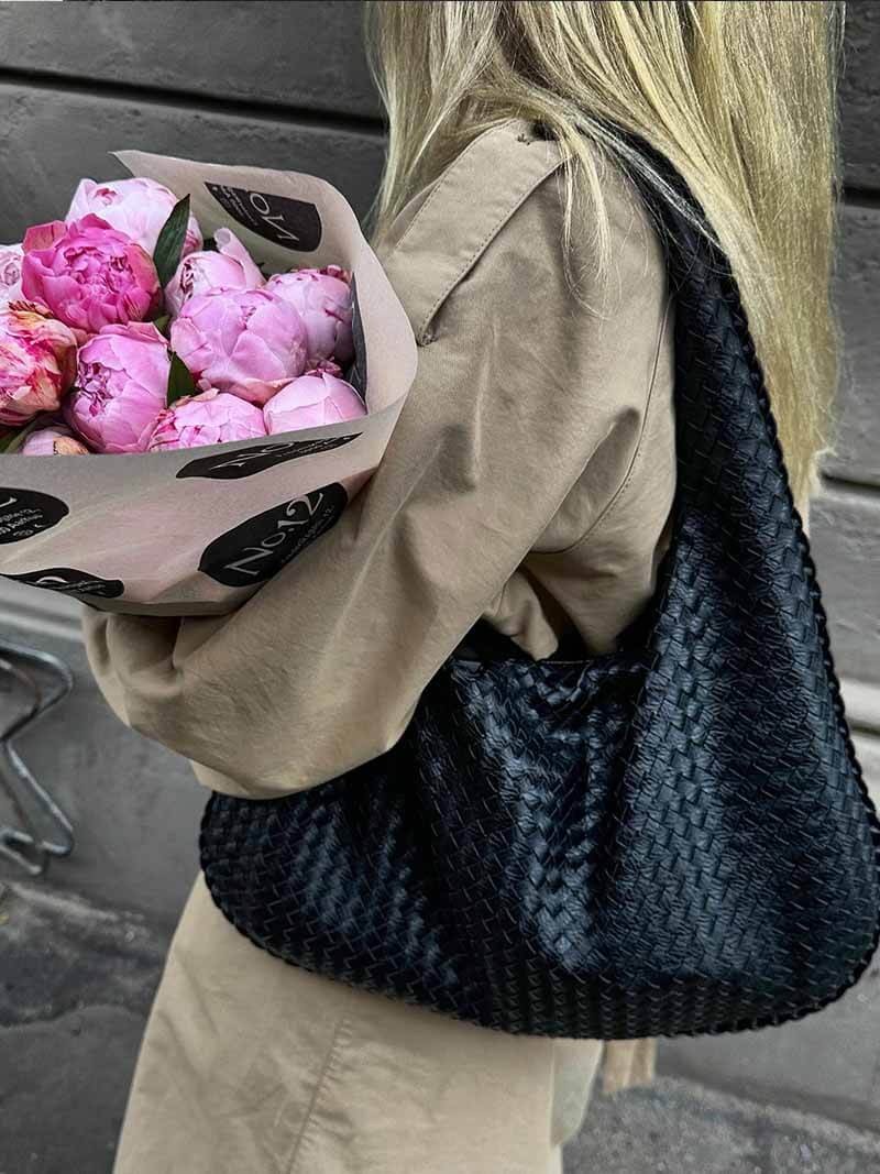 Drune | Schultertasche Damen - elegante und geräumige Ledertasche