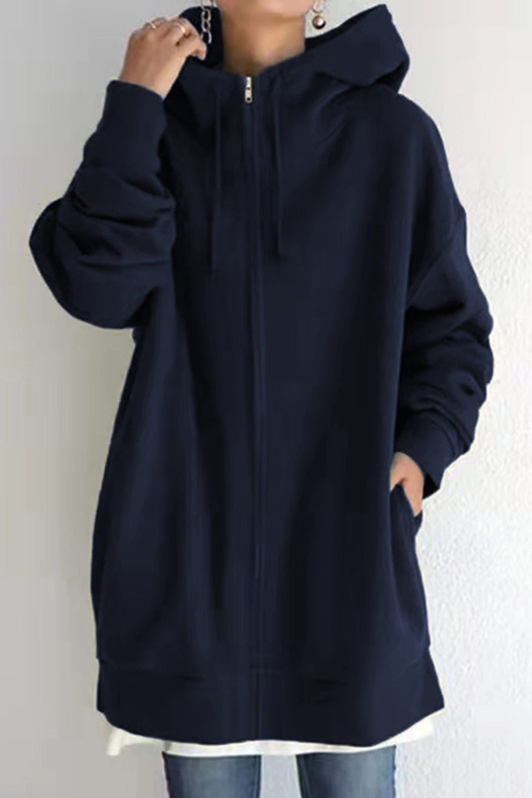 Drune Maßgeschneiderter Und Eleganter Hoodie