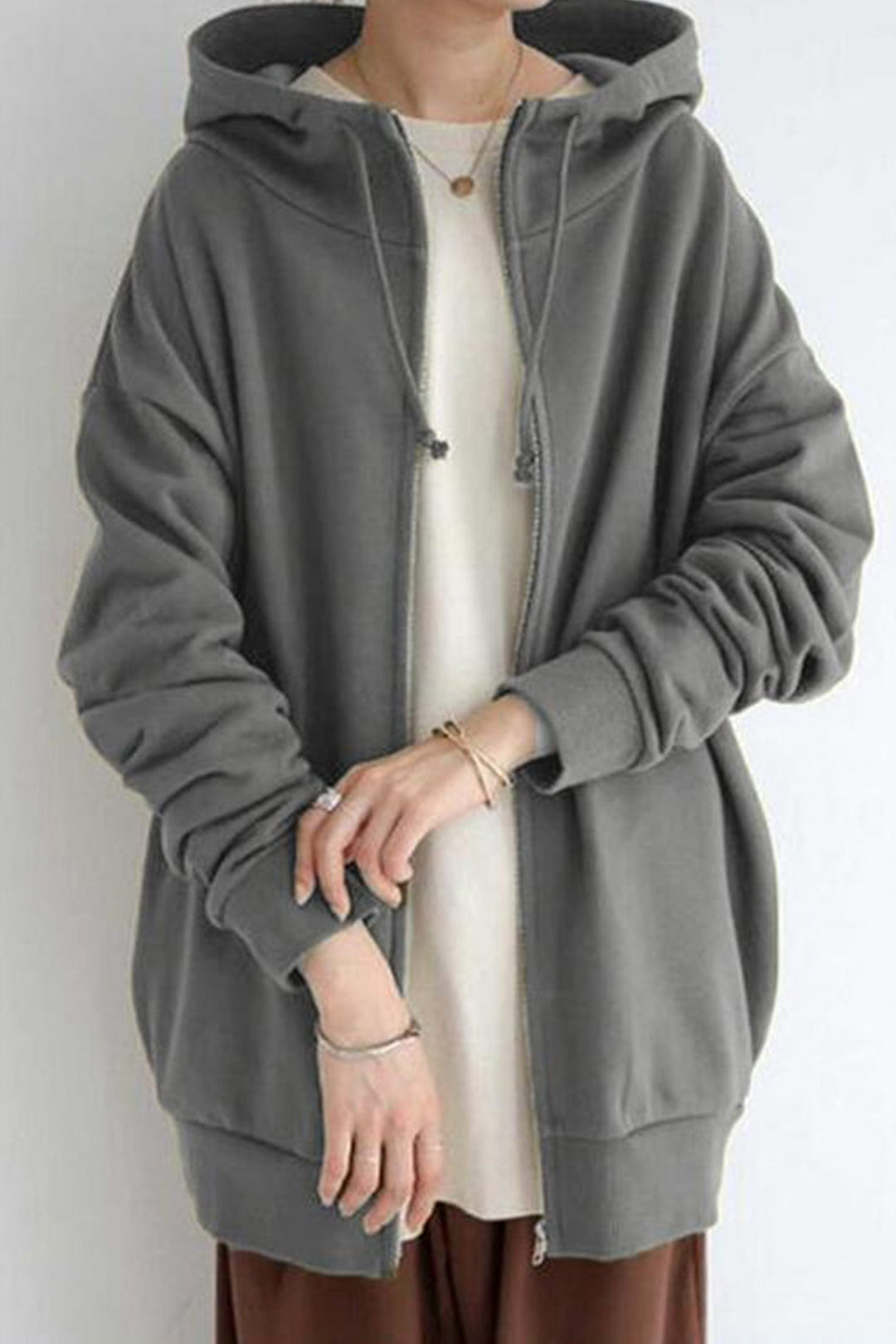 Drune Maßgeschneiderter Und Eleganter Hoodie