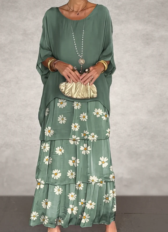 Drune | Maxi Kleid Mit Weitem Rundhalsausschnitt
