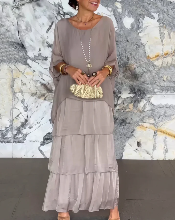 Drune | Elegantes Maxikleid mit weitem Rundhalsausschnitt