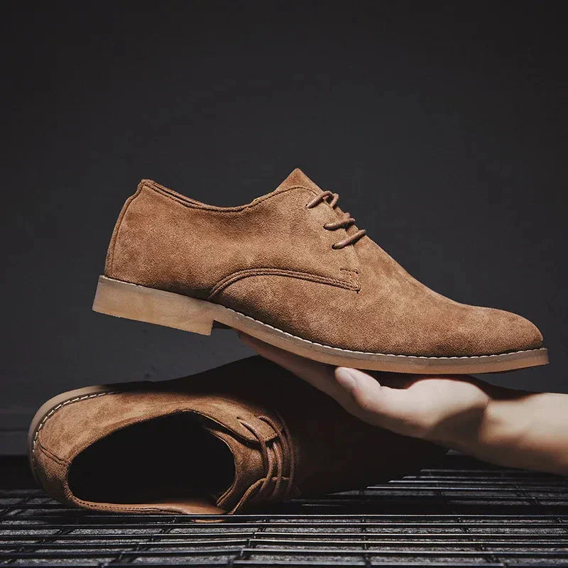 Schuhe aus Wildleder - Robert Drune