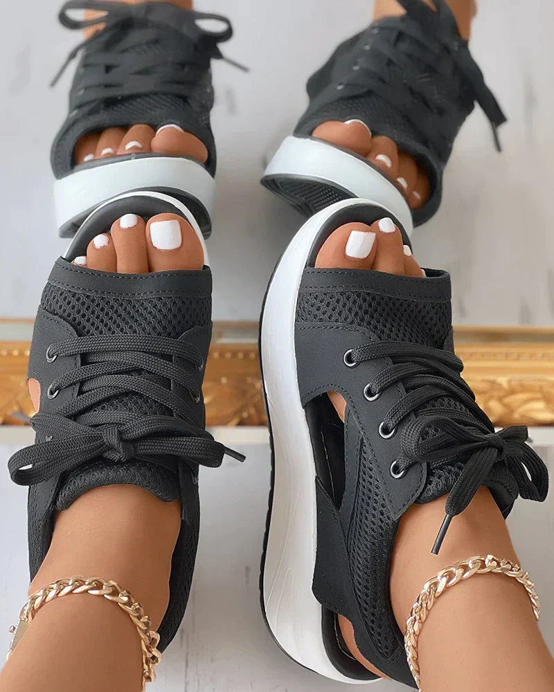 Drune | Orthopädische Muffin Sandalen mit Ausschnitt und Schnürung