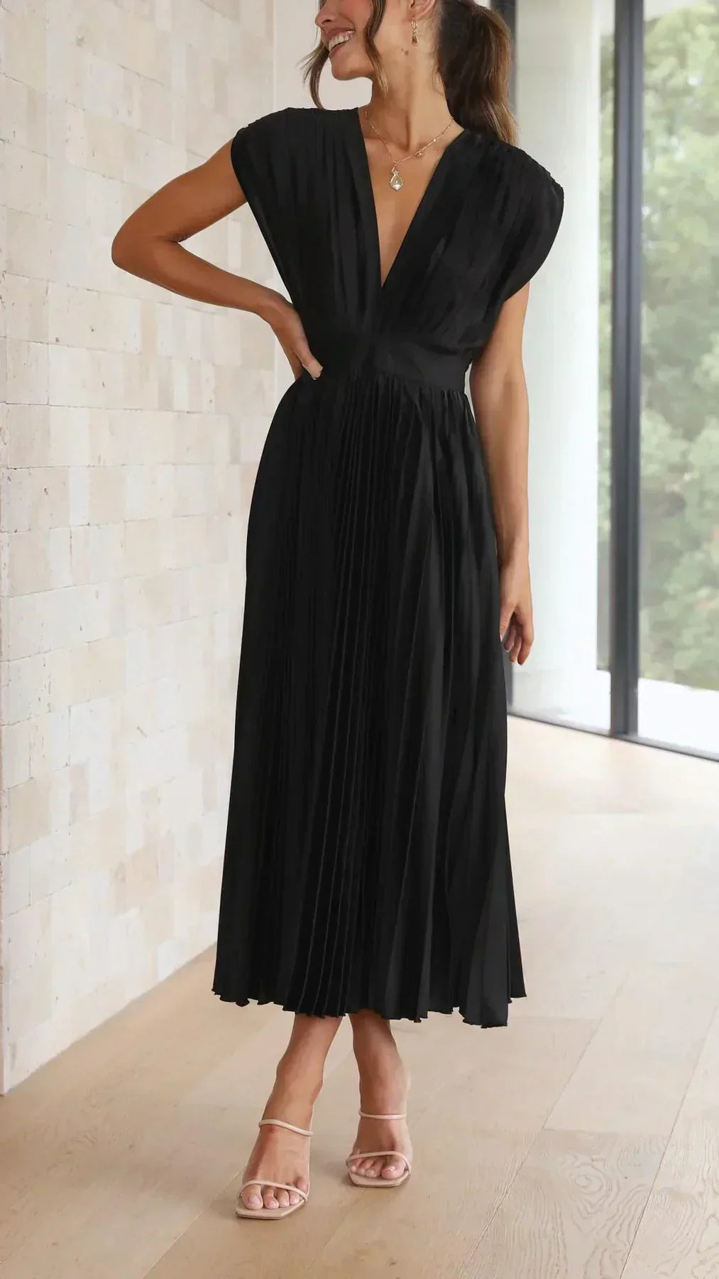 Drune | Ärmelloses, Plissiertes Midikleid