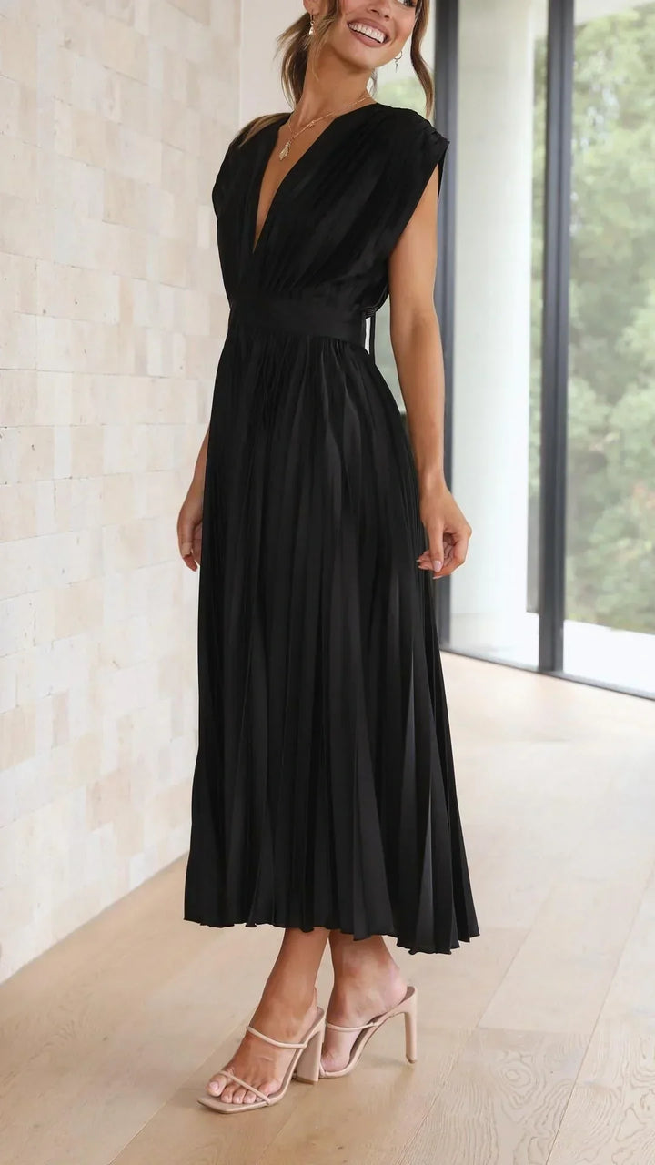Drune | Elektrisch Plissiertes, Elegantes Ärmelloses Kleid