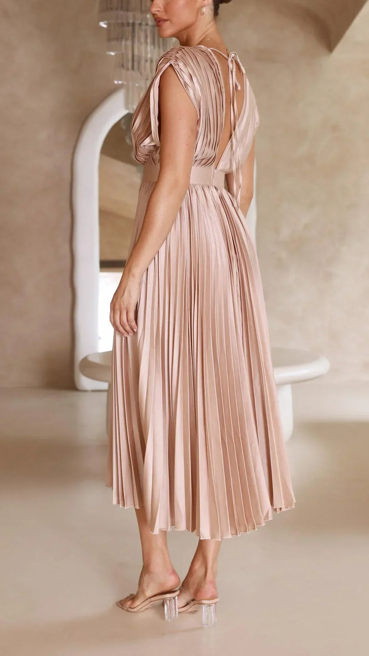 Drune | Elektrisch Plissiertes, Elegantes Ärmelloses Kleid