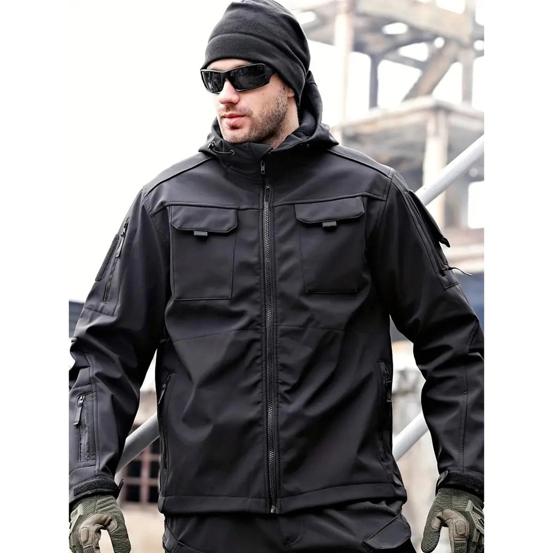 Drune | Wasserabweisende Softshelljacke mit Kapuze