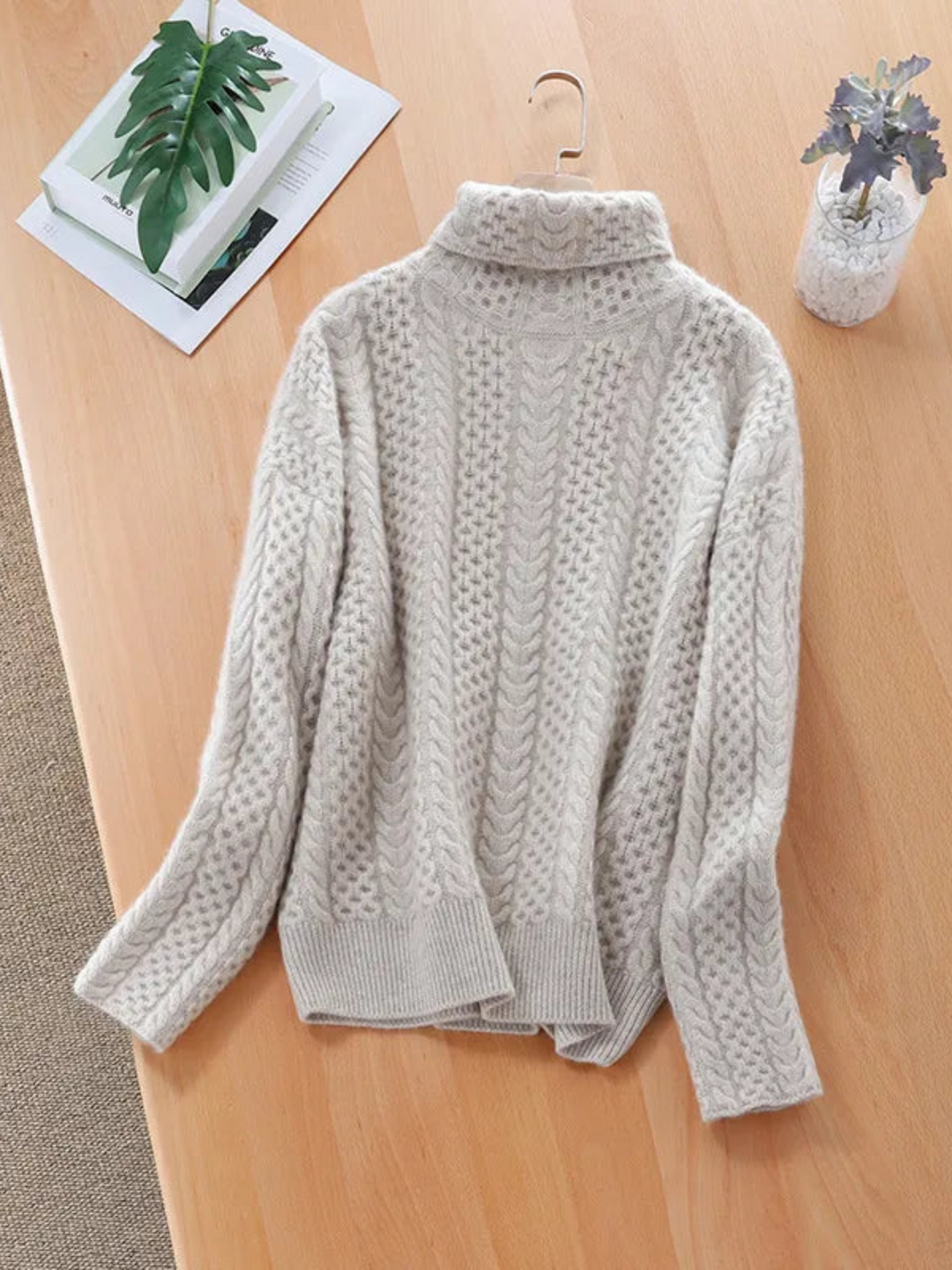 Drune | Rollkragenpullover für Damen - Kabelstrick, lockere Passform