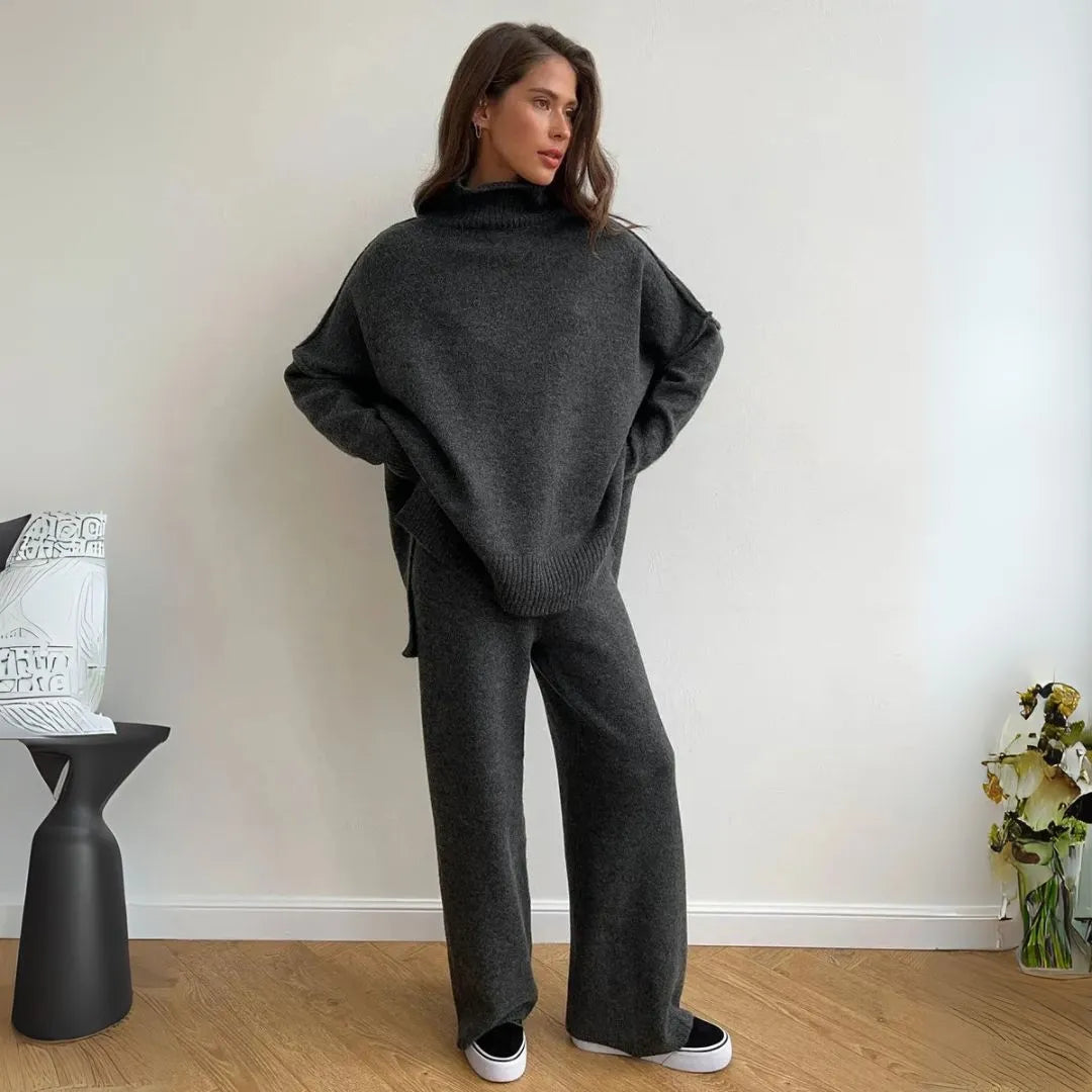 Drune | Übergroßes Loungewear Set mit Rollkragenpullover und Weitbeinhosen