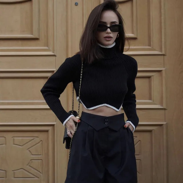 Drune | Geripptes Rollkragen-Crop-Top