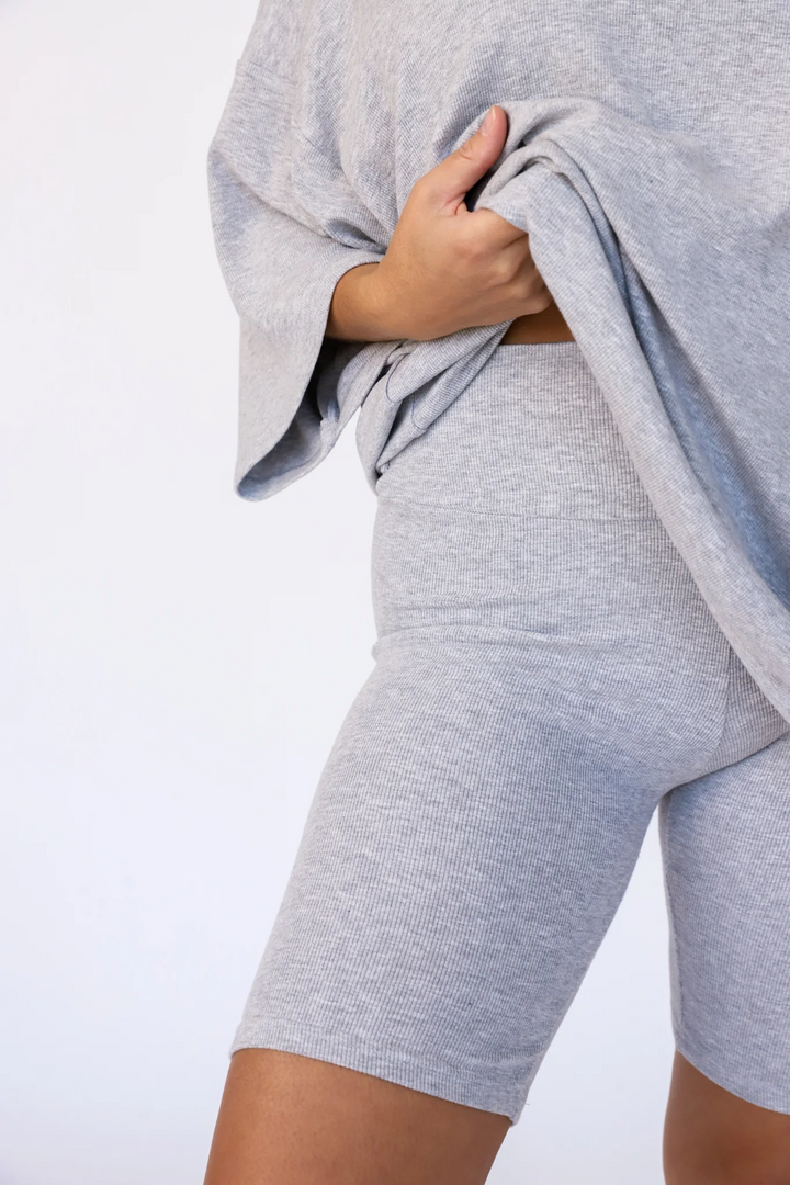 Drune | Damen Lounge Satz Mit Oversize T-shirt Und Biker Shorts