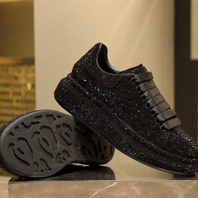 Drune | Luxus Sportschuhe mit Kristallen
