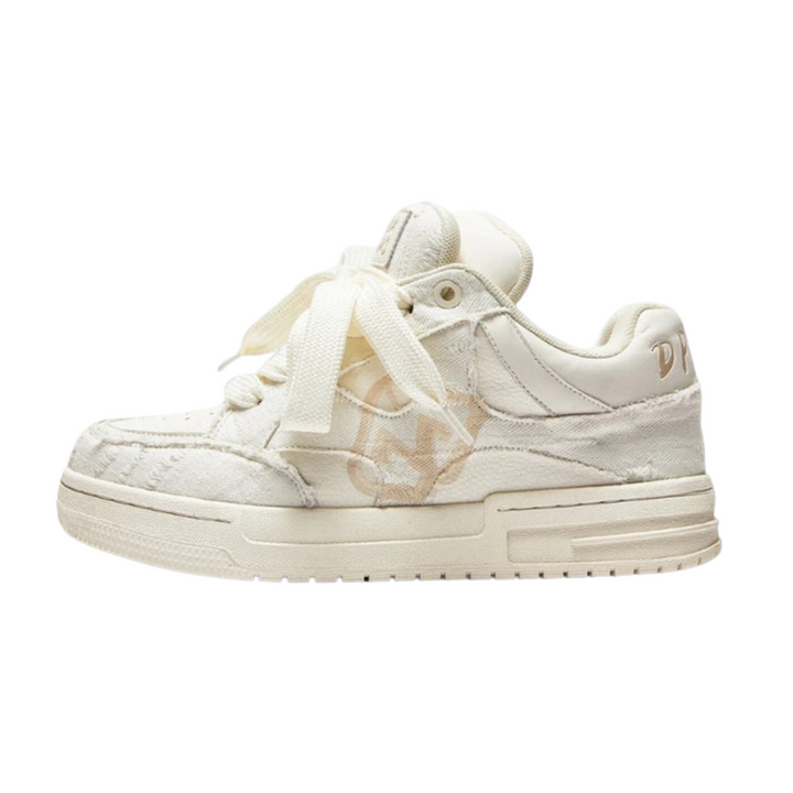 Drune | Sneakers - Casual - Retro Kreuz Graffiti