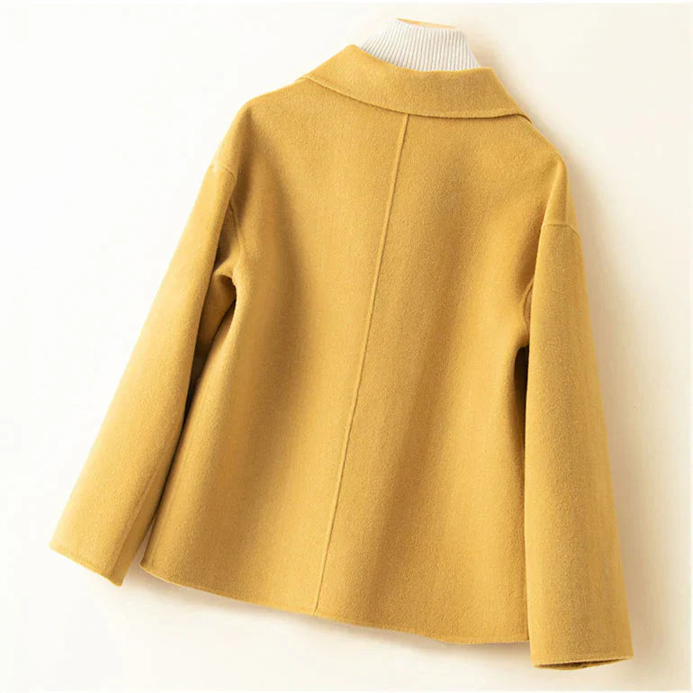 Drune | Kurze Jacke mit klassischem Schnitt