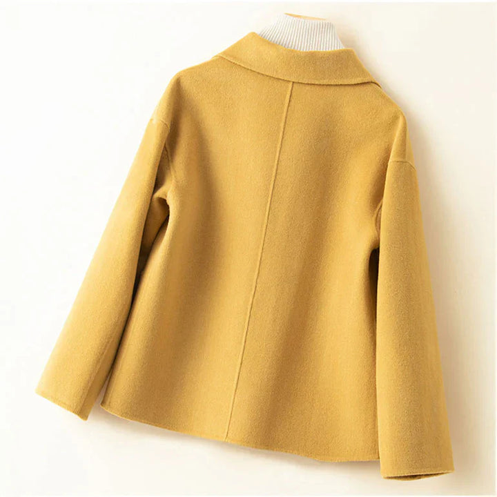 Drune | Kurze Jacke mit klassischem Schnitt