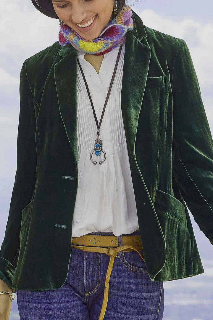 Drune | geschnittener Crop - Blazer aus Samt - Rubinrot
