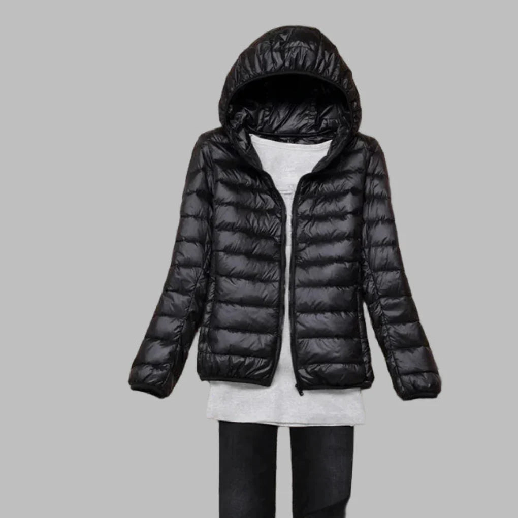 Drune | Ultraleichte, faltbare Daunenjacke mit Kapuze für Damen