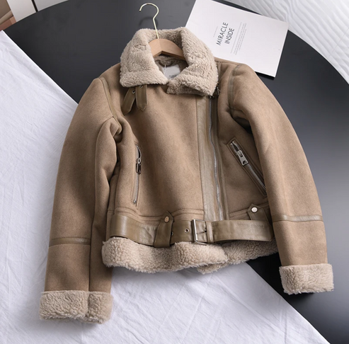 Drune | Faux Schaffell Bikerjacke Reißverschlussdetail mit Gürtelabschluss