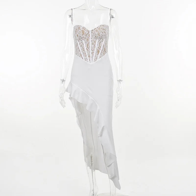 Drune | Kleid mit Rüschen und Spitze In High-Low-Design