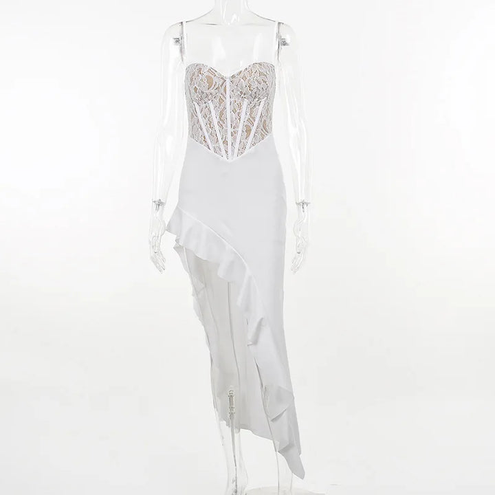 Drune | Kleid mit Rüschen und Spitze In High-Low-Design