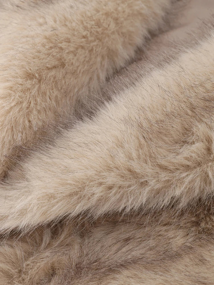 Drune | Noble Damen Pelzmantel mit zeitloser Eleganz - Winter 2024