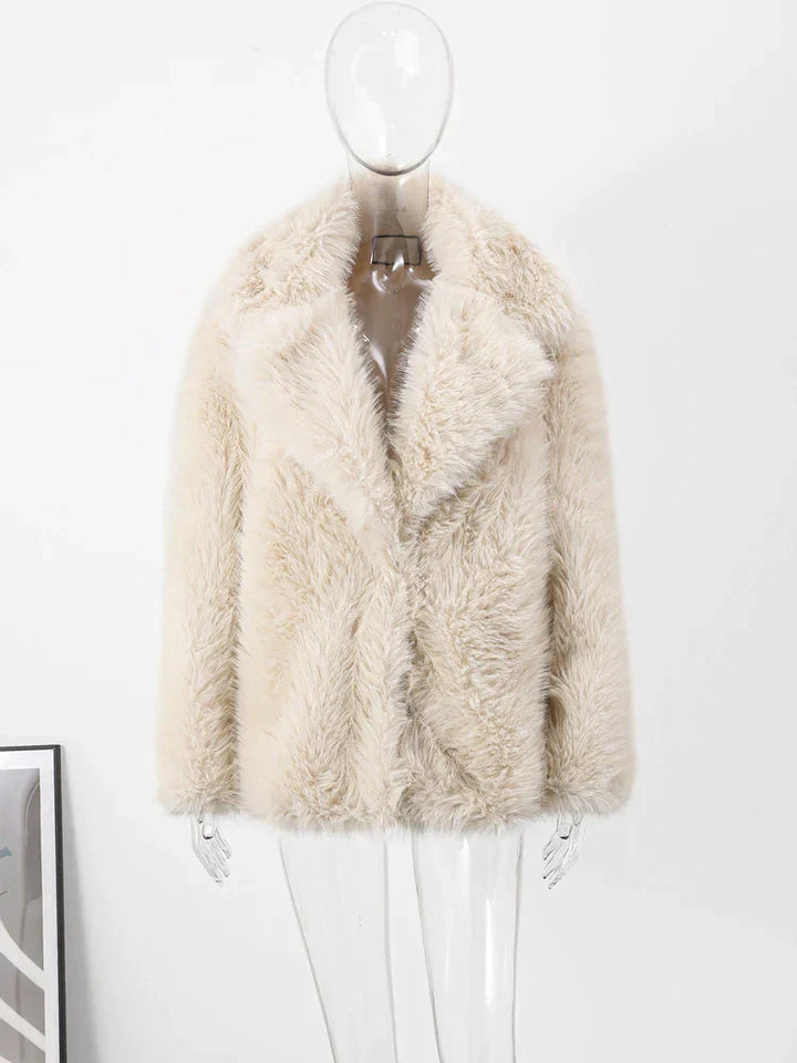 Drune | Noble Damen Pelzmantel mit zeitloser Eleganz - Winter 2024