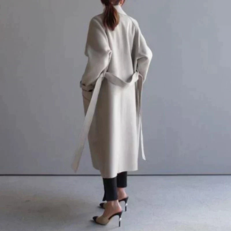 Drune | oversized Drune | Mantel mit Gürtel und schmalem Kragen