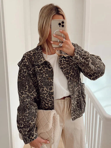 Drune | Lässige Kurze Jacke mit Leopardenmuster
