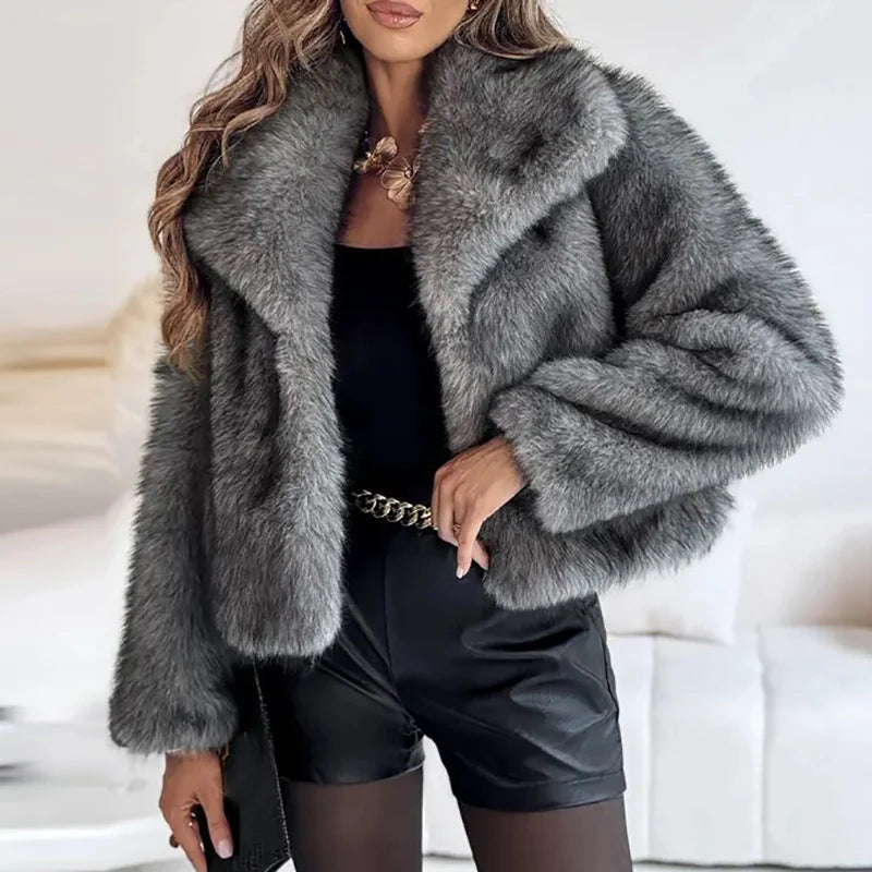 Drune | Kurze Kunstpelzjacke - Eleganter leichter Wintermantel für vielseitige Mode