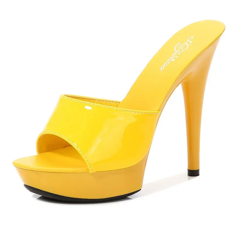 Drune | Lackleder High Heel Sandalen