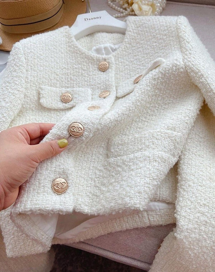 Drune | Damen Tweed Jacke mit Rundhalsausschnitt und Knopf Leiste