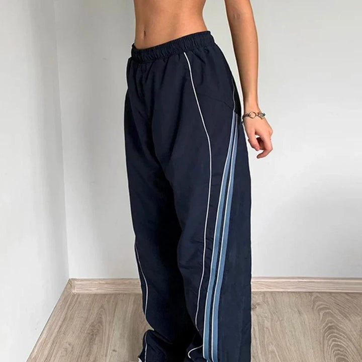 Drune | Sportliche Trainingshose mit Streifen