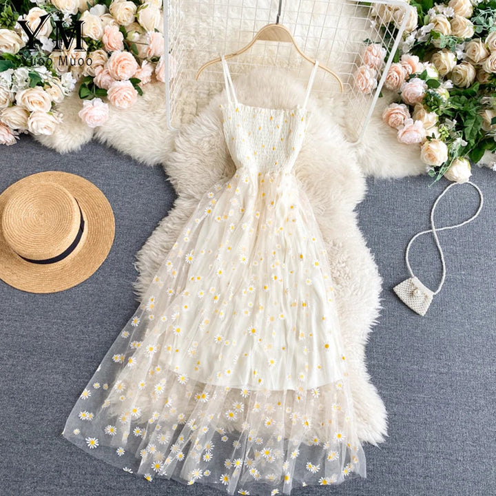 Drune | Damen Sommer Mesh Partykleid mit Gänseblümchen Blumenmuster und Spaghettiträgern