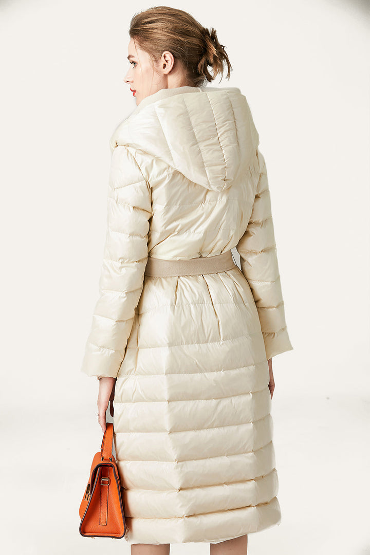 Drune | Damen Lange Wattierte Pufferjacke mit Knöpfen und Kapuze Aus Faux-Fur