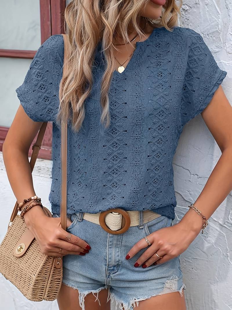 Drune – T-Shirt Mit Eingekerbtem Ausschnitt Und Lochstickerei