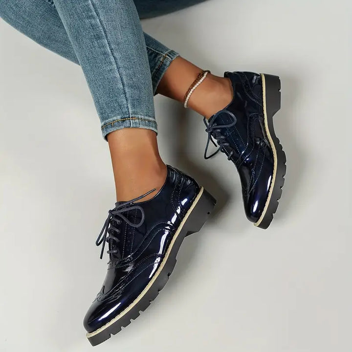 Glänzende Lederschuhe Drune