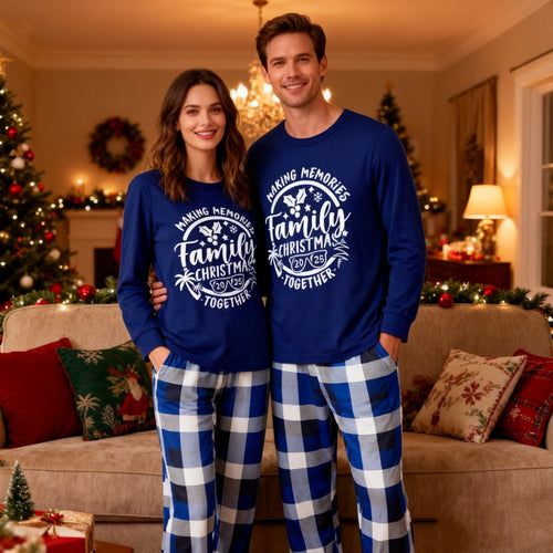 Drune | Weihnachts-Paar Blaue Karierte Pyjamas mit Make Memories Together 2025 Druck