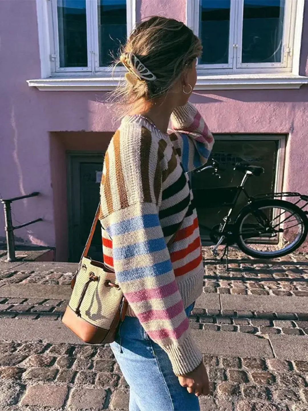 Drune | Colorful striped vintage knit sweater with a round neck