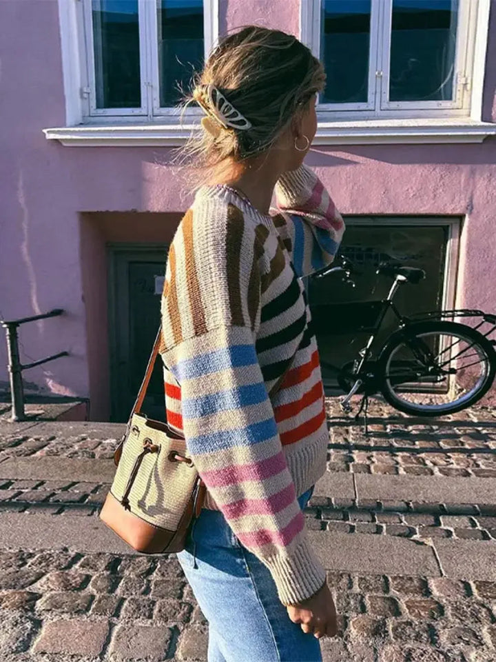 Drune | Colorful striped vintage knit sweater with a round neck