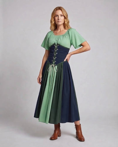 Damen Wickelkleid mit kompliziertem Schnürdesign und fließendem Rock Drune