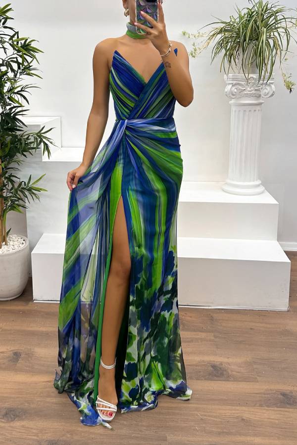 Drune | In A Dreamland Chiffon Floral Print Off Shoulder Pleated Scarf Slit Maxi Kleid