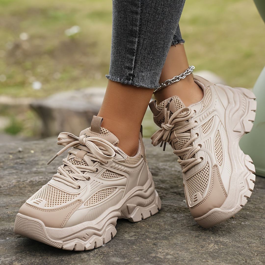 Drune | Plateau Sneakers mit Modernem Look
