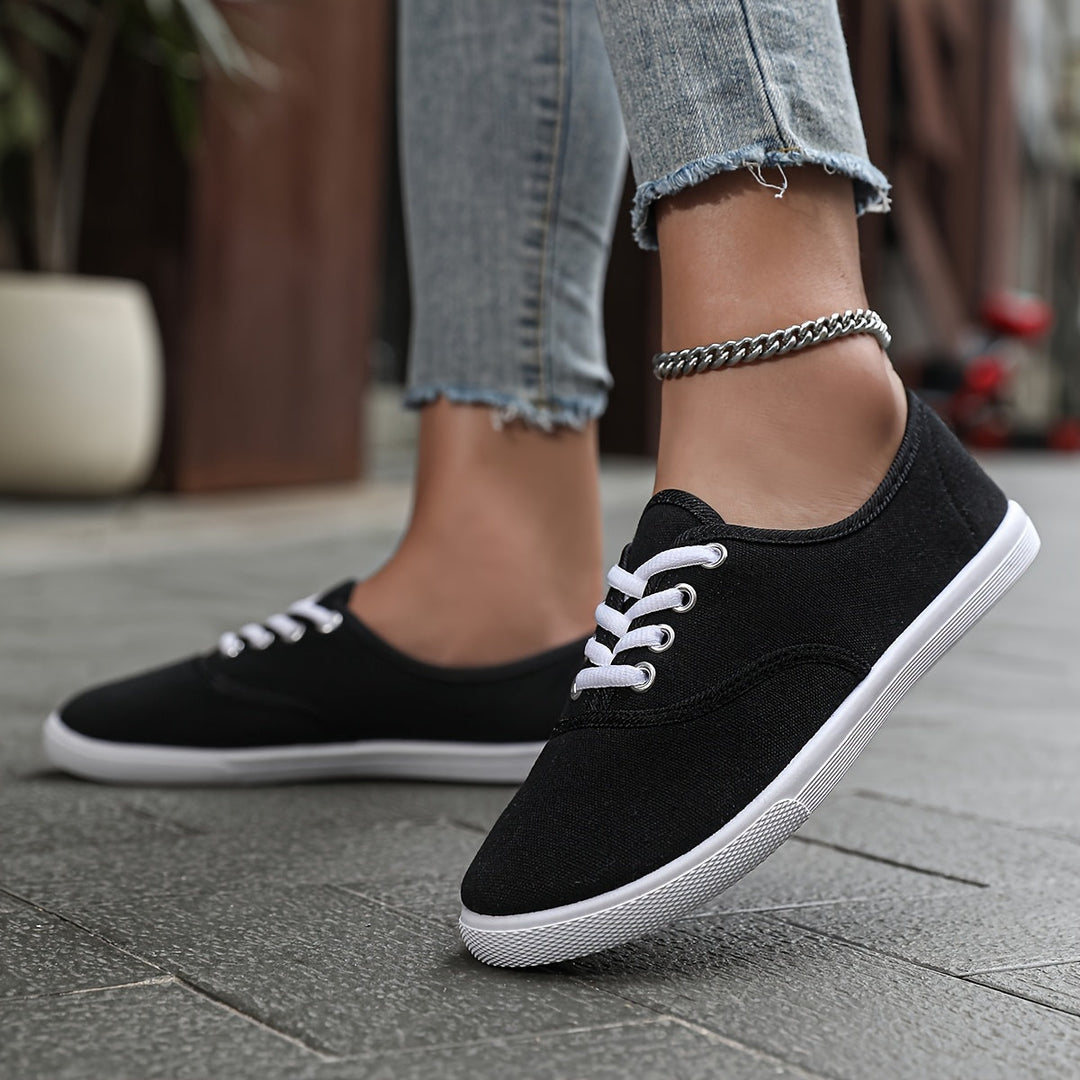 Drune | Bequeme Niedrige Canvas Sneakers in Weiß