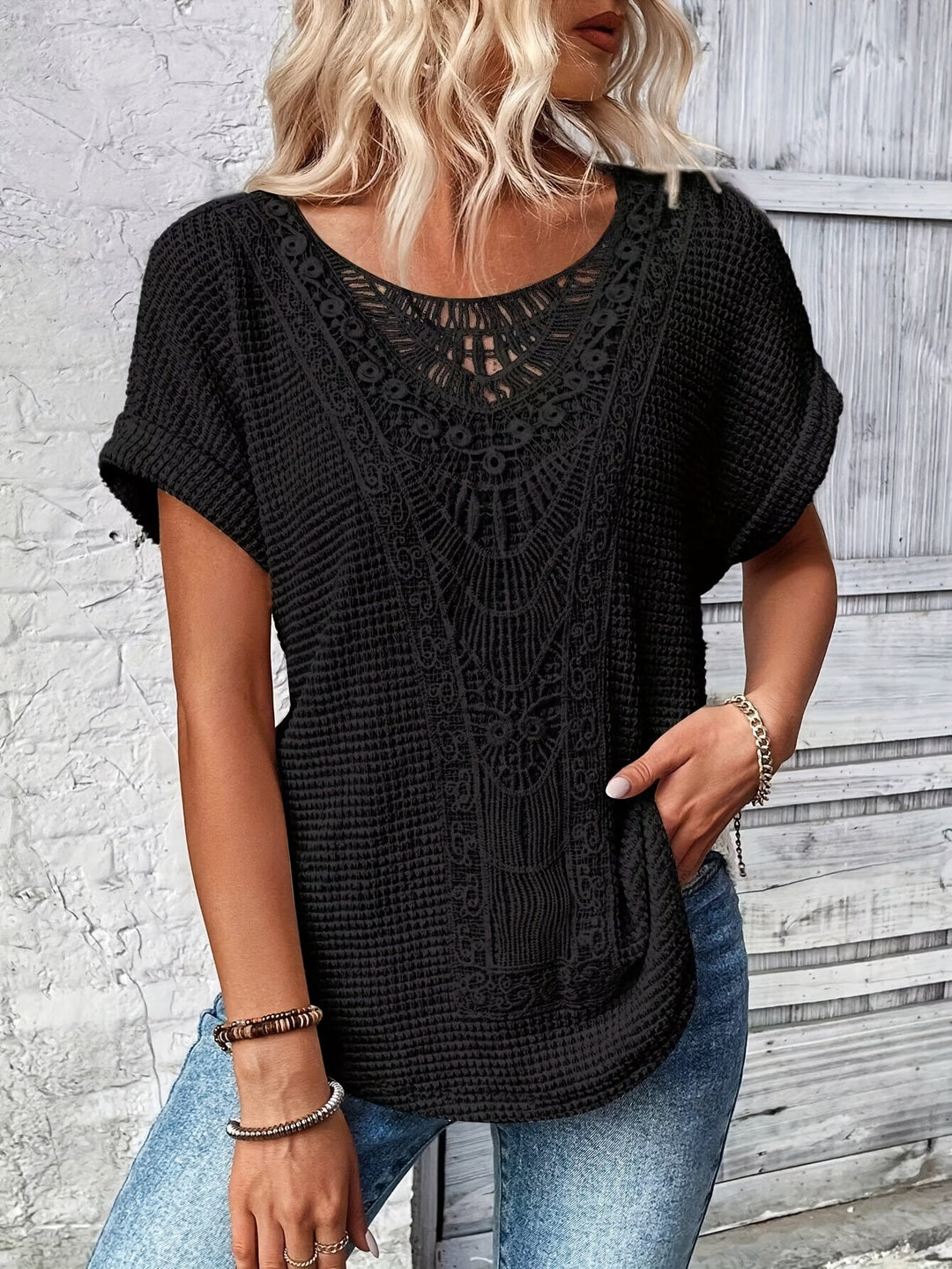 Drune | Elegantes Spitzen-T-Shirt mit Stilvollen Details