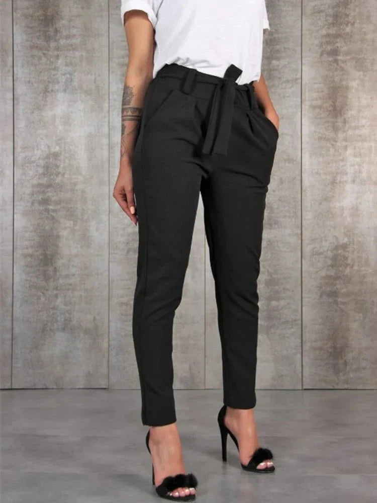 Drune | Hochtaillen Damenhose mit Gürtel