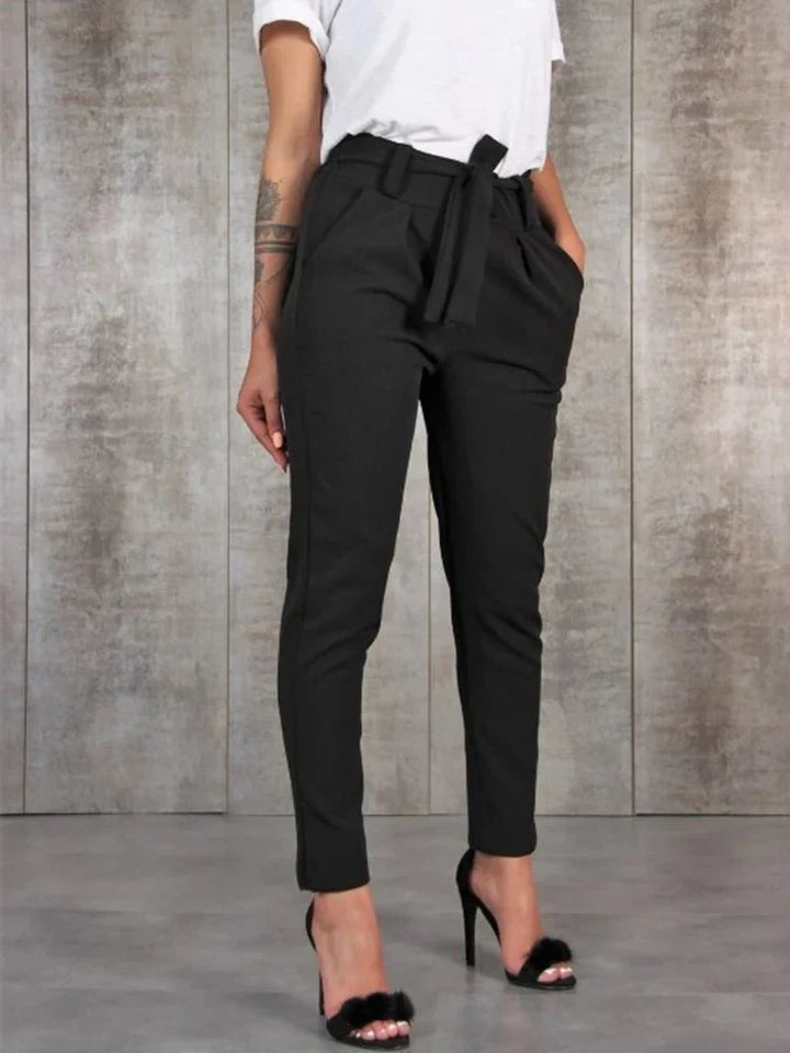 Drune | Hochtaillen Damenhose mit Gürtel