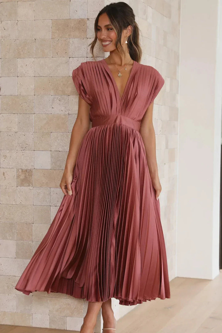 Drune | Faltendes Plunge Midi Kleid