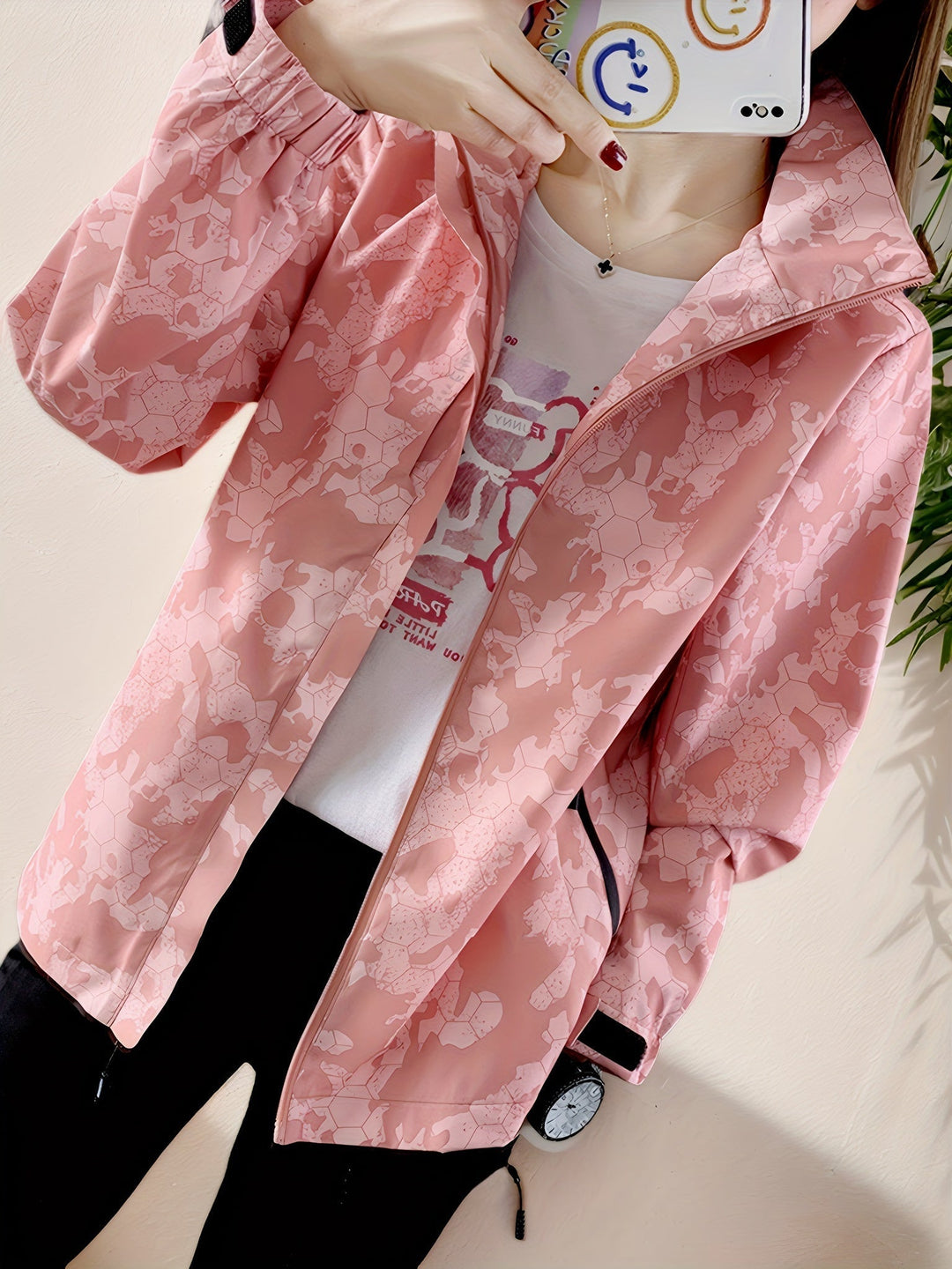 Drune | Winddichte Outdoor Jacke für Frauen Im Camouflage